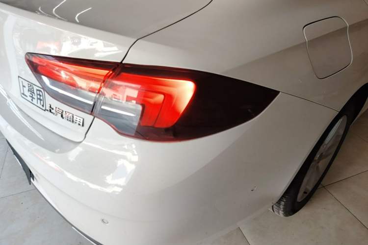 Used Buick Regal 2019 20T Luxury Model China VI Standard Right Rear Taillight