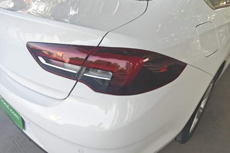 Used Buick Regal 2019 20T Luxury Model China VI Standard Right Rear Taillight