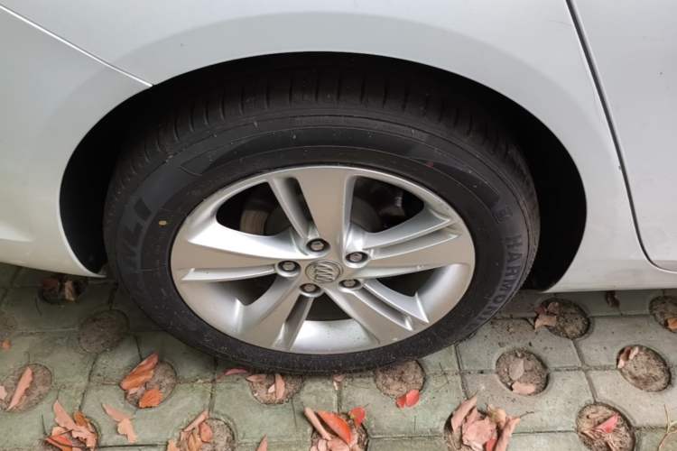 Used Buick Regal 2019 20T Luxury Model China V Standard Right Rear Wheel Hub
