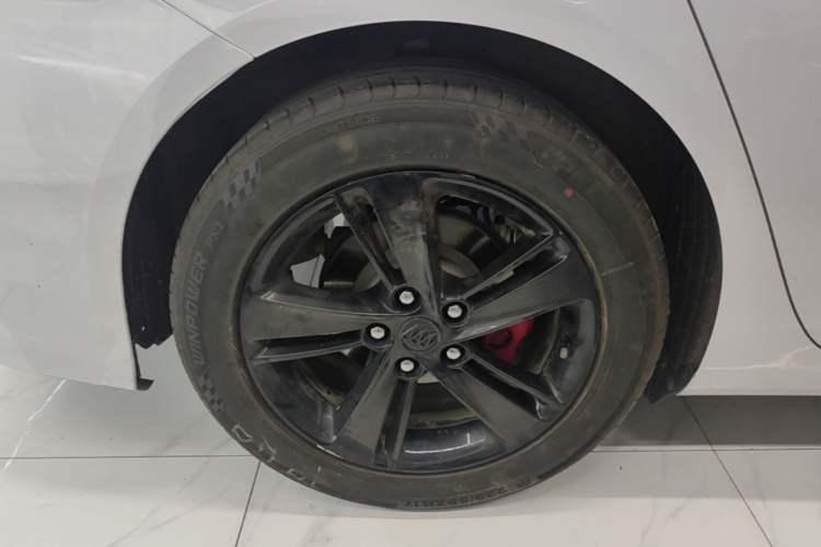 Used Buick Regal 2019 20T Elite Version China VI Standard Right Rear Wheel Hub