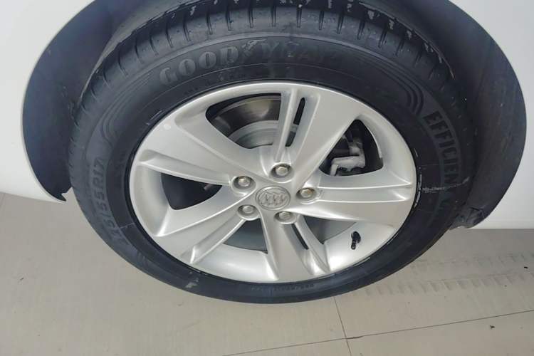 Used Buick Regal 2019 20T Elite Version China VI Standard Right Rear Wheel Hub