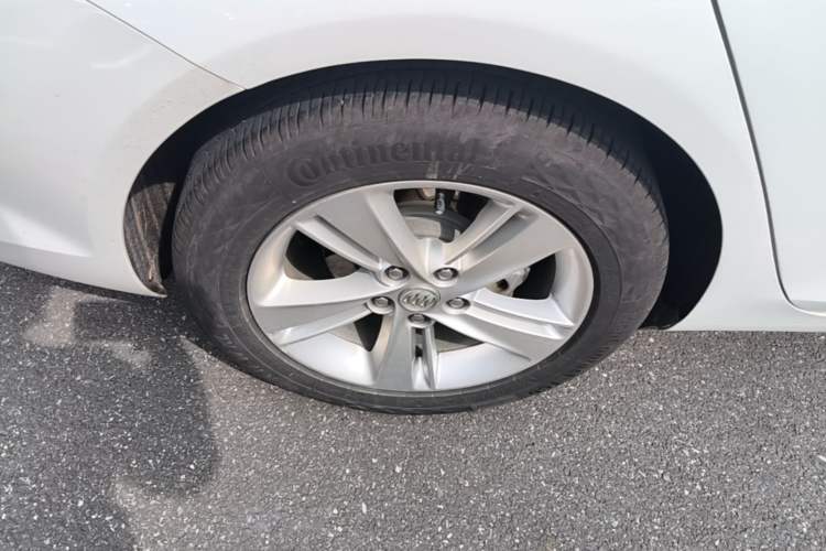 Used Buick Regal 2019 Revised 20T Luxury Version China VI Standard Right Rear Wheel Hub