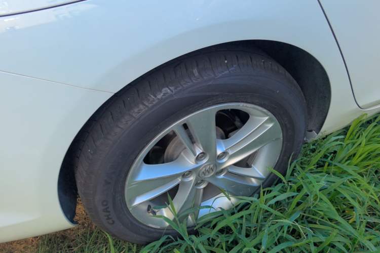 Used Buick Regal 2019 20T Luxury Model China VI Standard Right Rear Wheel Hub