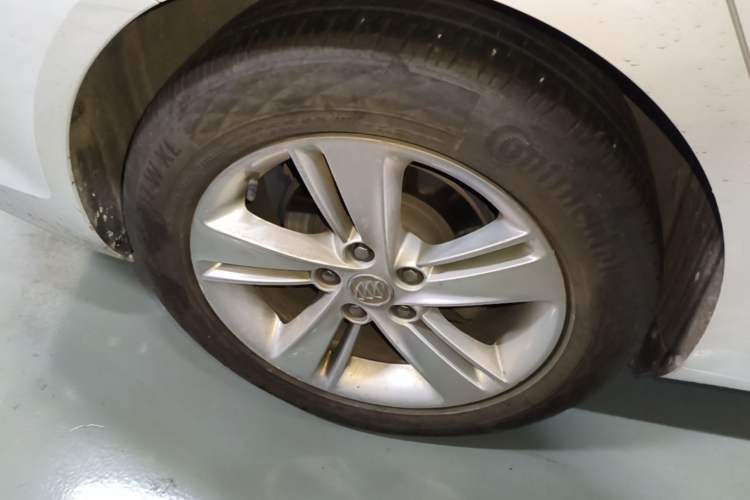 Used Buick Regal 2019 20T Elite Version China VI Standard Right Rear Wheel Hub