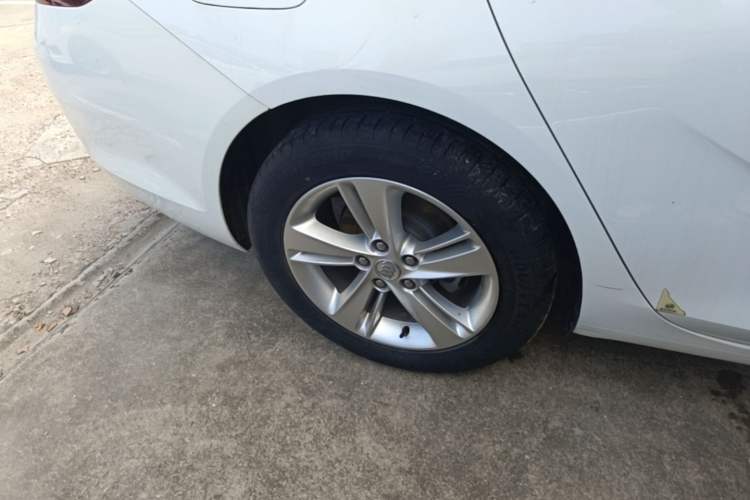 Used Buick Regal 2019 20T Elite Version China VI Standard Right Rear Wheel Hub