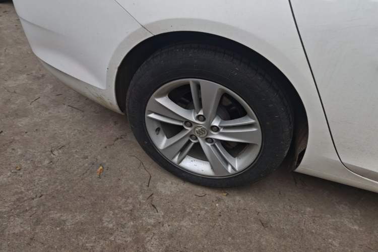 Used Buick Regal 2019 20T Elite Version China VI Standard Right Rear Wheel Hub