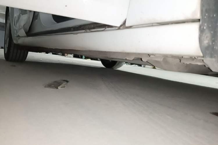 Used Buick Regal 2019 20T Elite Version China VI Standard Right Side Sill