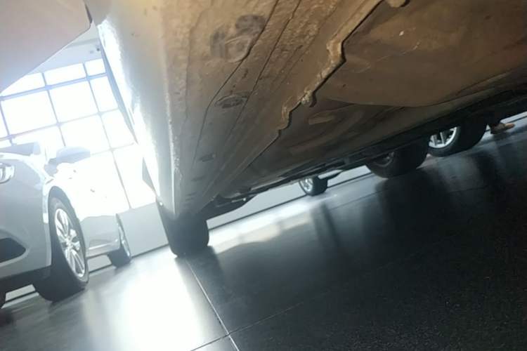 Used Buick Regal 2019 20T Elite Version China VI Standard Right Side Sill