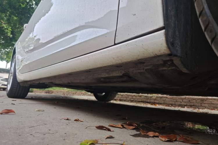 Used Buick Regal 2019 20T Elite Version China VI Standard Right Side Sill