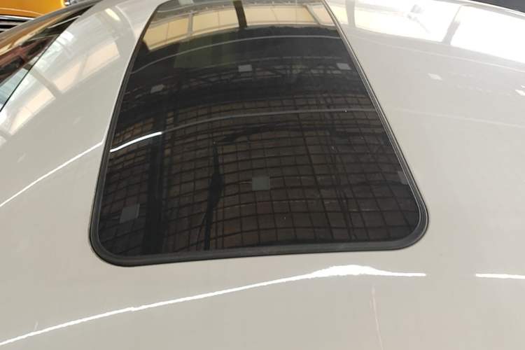 Used Buick Regal 2019 20T Elite Version China VI Standard Roof