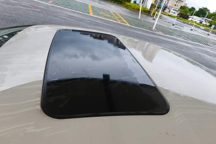 Used Buick Regal 2019 20T Elite Version China VI Standard Roof