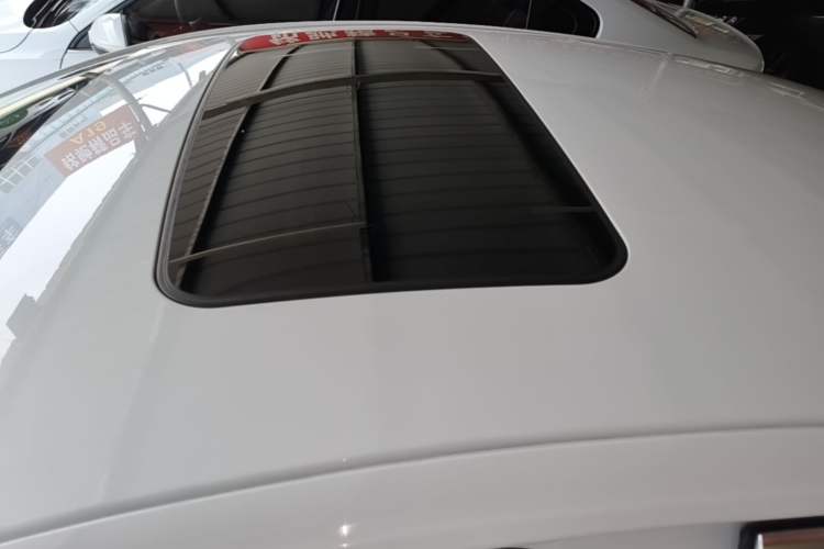 Used Buick Regal 2019 20T Elite Version China VI Standard Roof