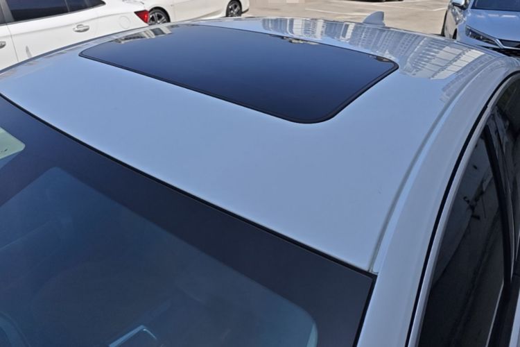 Used Buick Regal 2019 20T Elite Version China VI Standard Roof