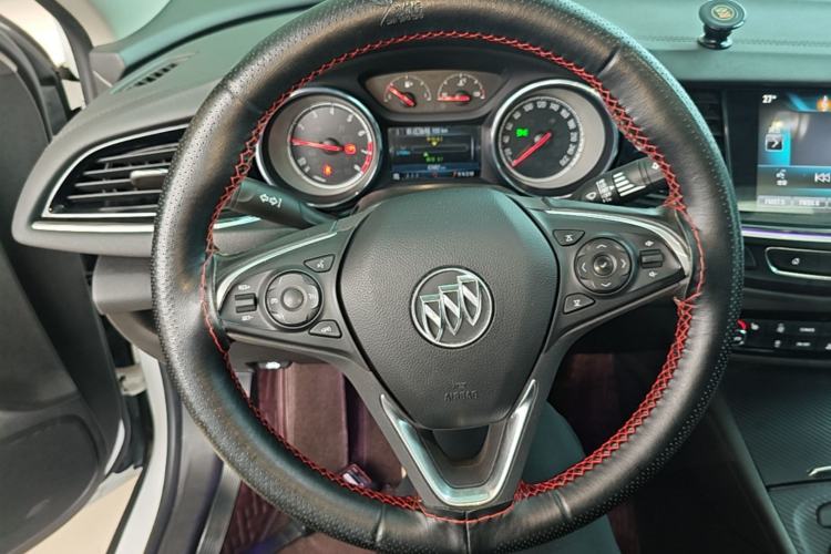 Used Buick Regal 2019 20T Elite Version China VI Standard Steering Wheel