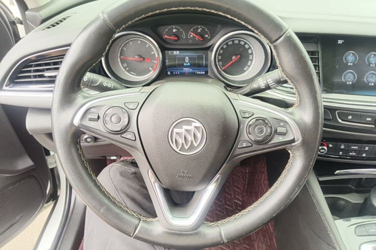 Used Buick Regal 2019 20T Elite Version China V Standard Steering Wheel