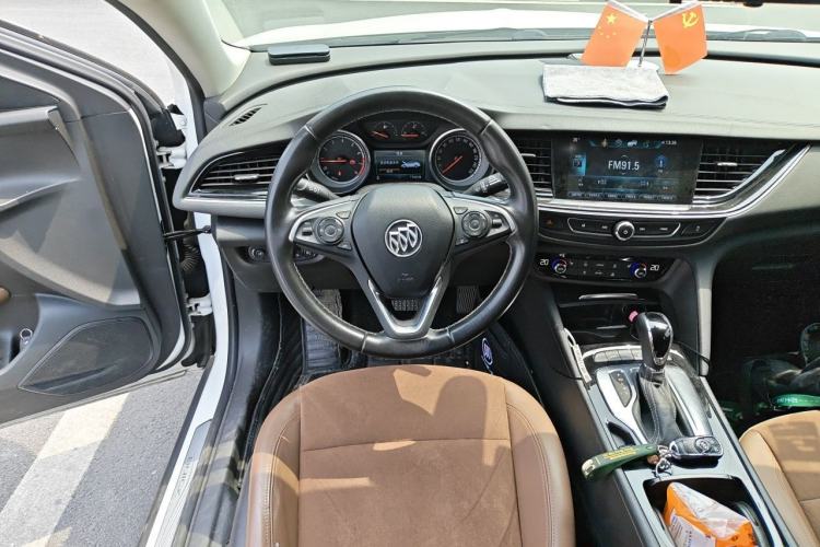 Used Buick Regal 2019 20T Elite Version China VI Standard Steering Wheel