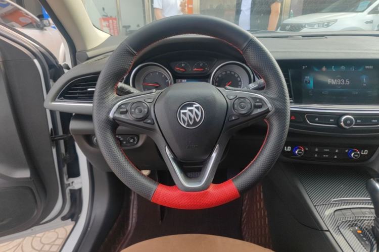 Used Buick Regal 2019 20T Elite Version China VI Standard Steering Wheel