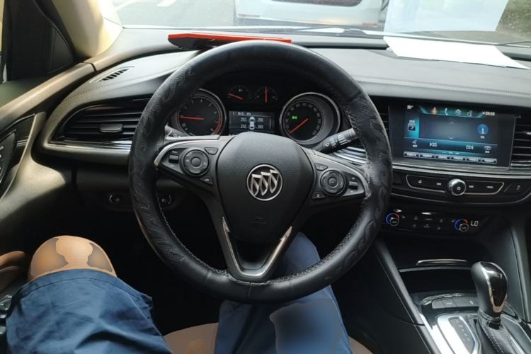 Used Buick Regal 2019 20T Elite Version China VI Standard Steering Wheel