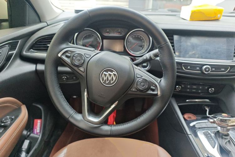 Used Buick Regal 2019 20T Luxury Model China VI Standard Steering Wheel