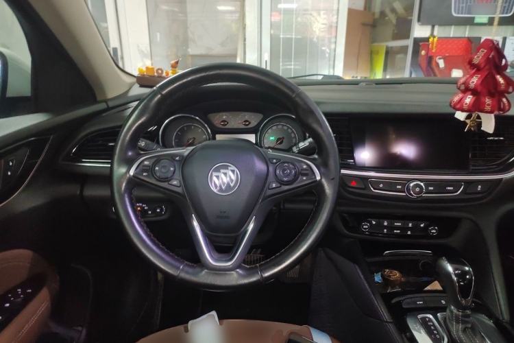 Used Buick Regal 2019 20T Elite Version China VI Standard Steering Wheel