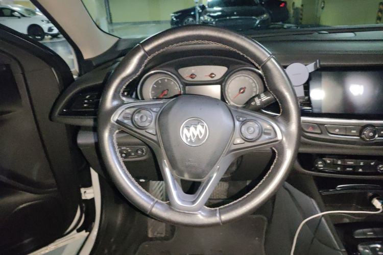 Used Buick Regal 2019 20T Elite Version China VI Standard Steering Wheel