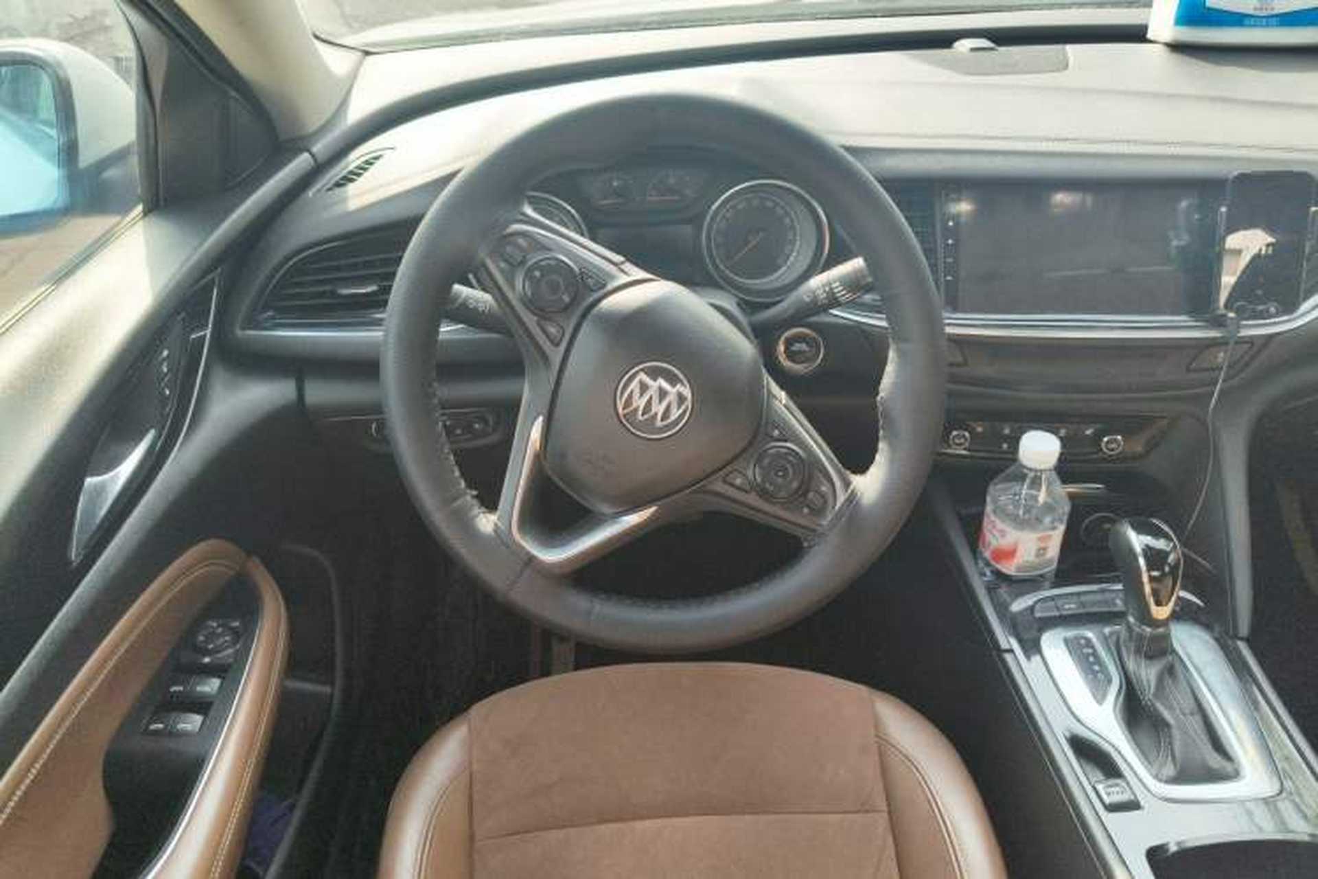 Used Buick Regal 2019 20T Elite Version China VI Standard Steering Wheel