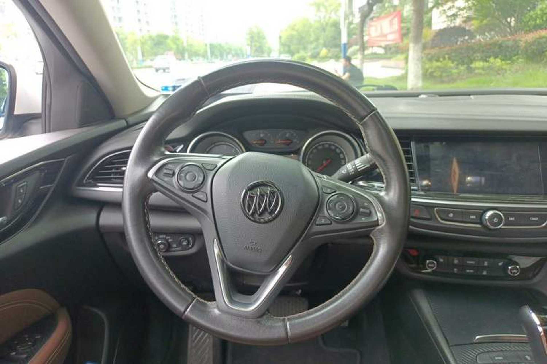 Used Buick Regal 2019 20T Elite Version China VI Standard Steering Wheel