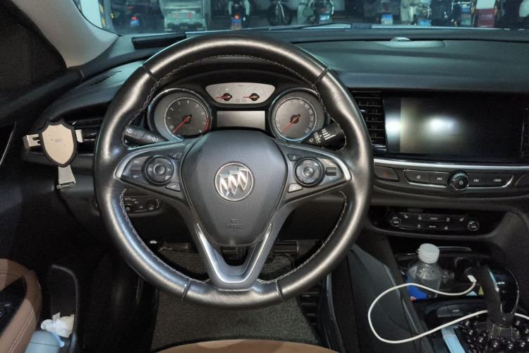 Used Buick Regal 2019 20T Elite Version China VI Standard Steering Wheel