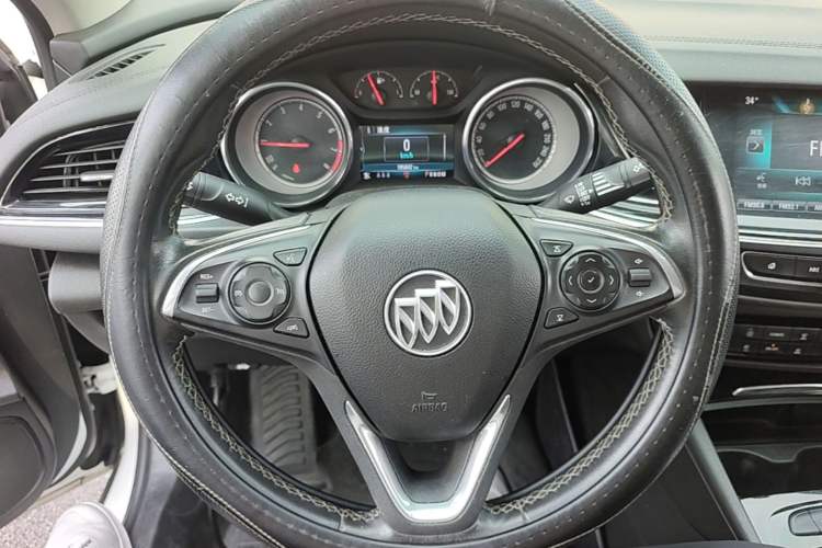 Used Buick Regal 2019 20T Elite Version China VI Standard Steering Wheel