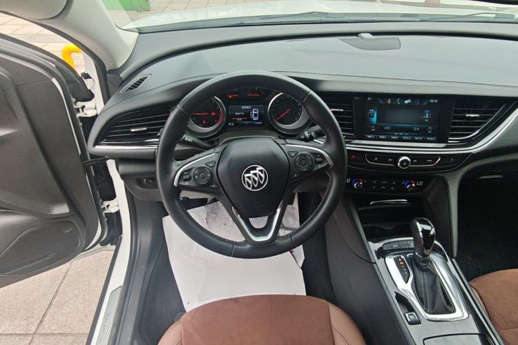 Used Buick Regal 2019 20T Elite Version China VI Standard Steering Wheel
