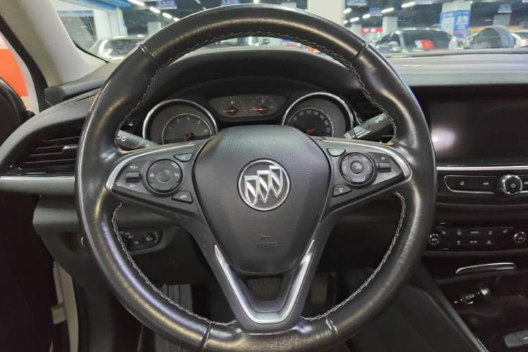 Used Buick Regal 2019 20T Elite Version China VI Standard Steering Wheel