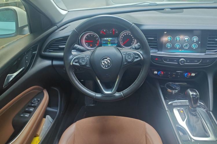 Used Buick Regal 2019 20T Elite Version China VI Standard Steering Wheel