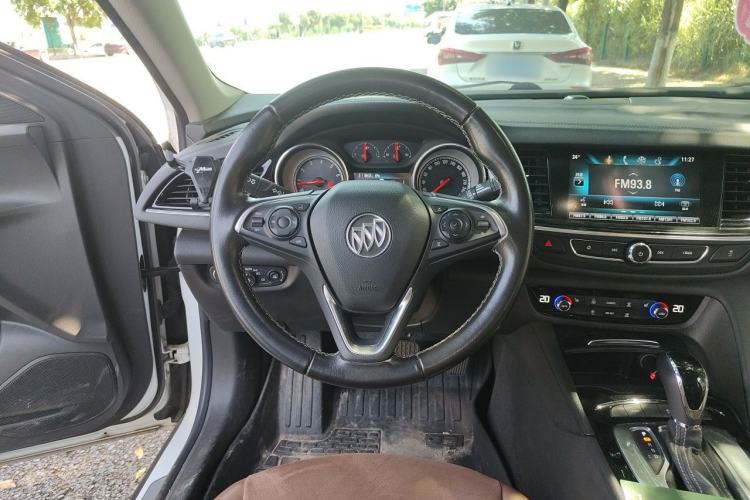 Used Buick Regal 2019 20T Elite Version China VI Standard Steering Wheel