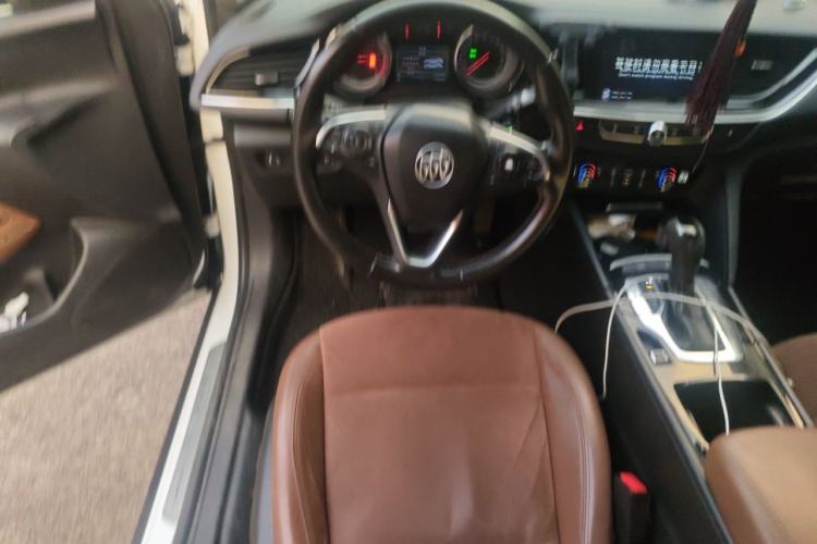 Used Buick Regal 2019 20T Elite Version China VI Standard Steering Wheel