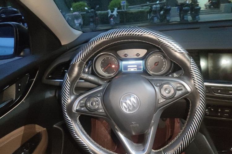 Used Buick Regal 2019 20T Elite Version China VI Standard Steering Wheel