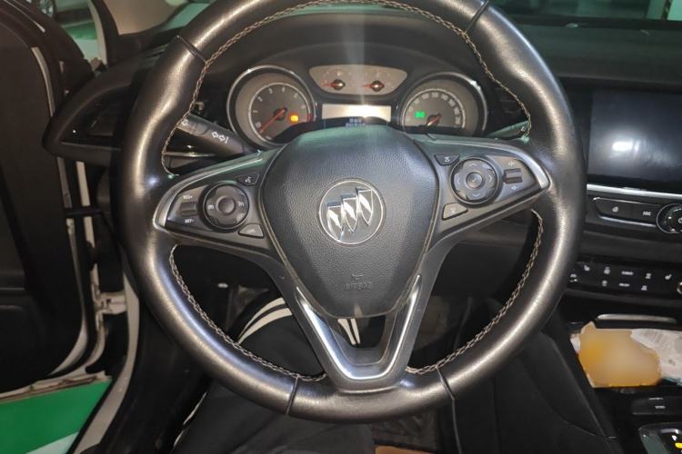 Used Buick Regal 2019 20T Elite Version China VI Standard Steering Wheel