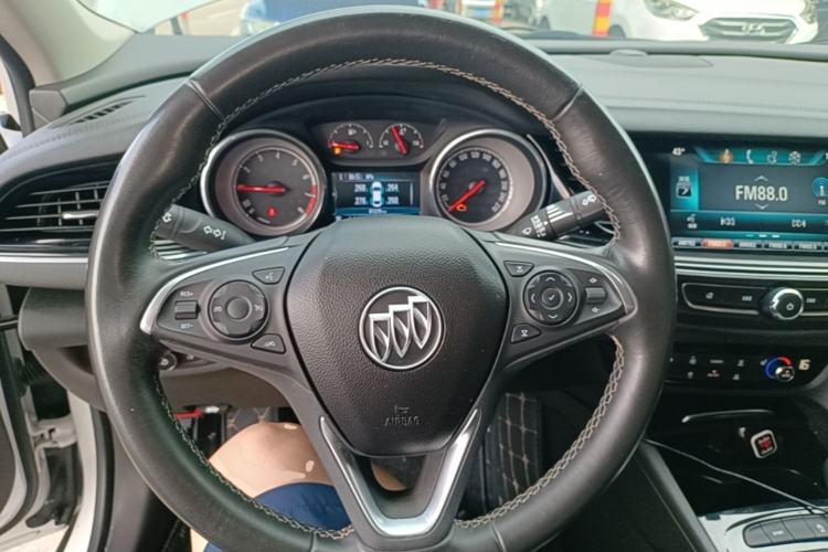 Used Buick Regal 2019 20T Elite Version China VI Standard Steering Wheel