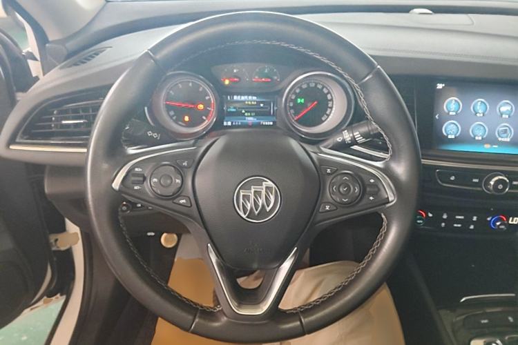 Used Buick Regal 2019 20T Elite Version China VI Standard Steering Wheel