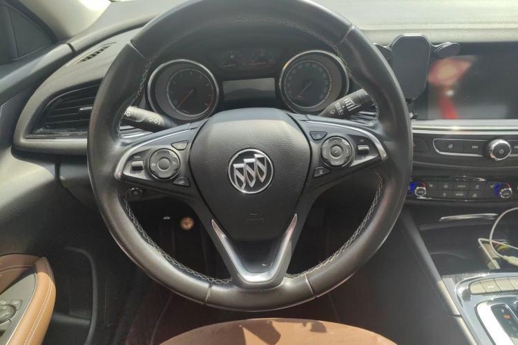 Used Buick Regal 2019 20T Elite Version China VI Standard Steering Wheel