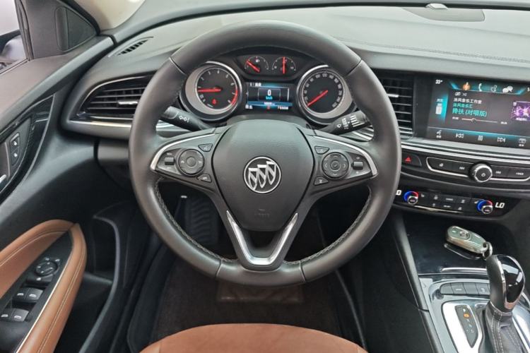 Used Buick Regal 2019 20T Elite Version China VI Standard Steering Wheel