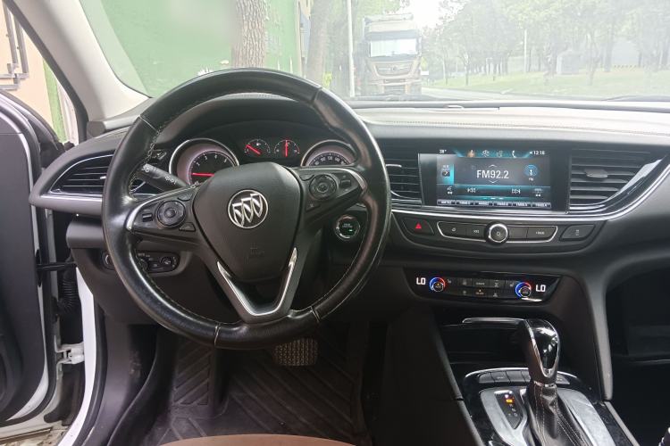 Used Buick Regal 2019 20T Elite Version China VI Standard Steering Wheel