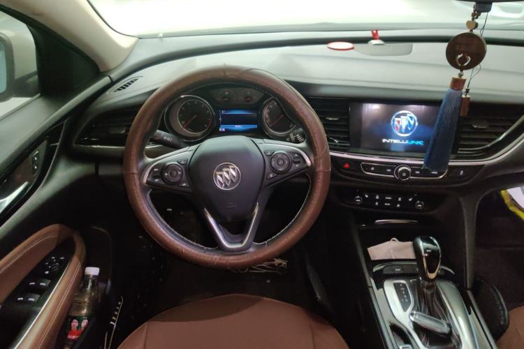 Used Buick Regal 2019 20T Elite Version China VI Standard Steering Wheel