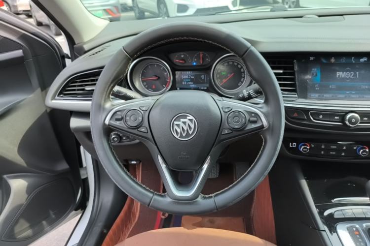 Used Buick Regal 2019 20T Elite Version China VI Standard Steering Wheel