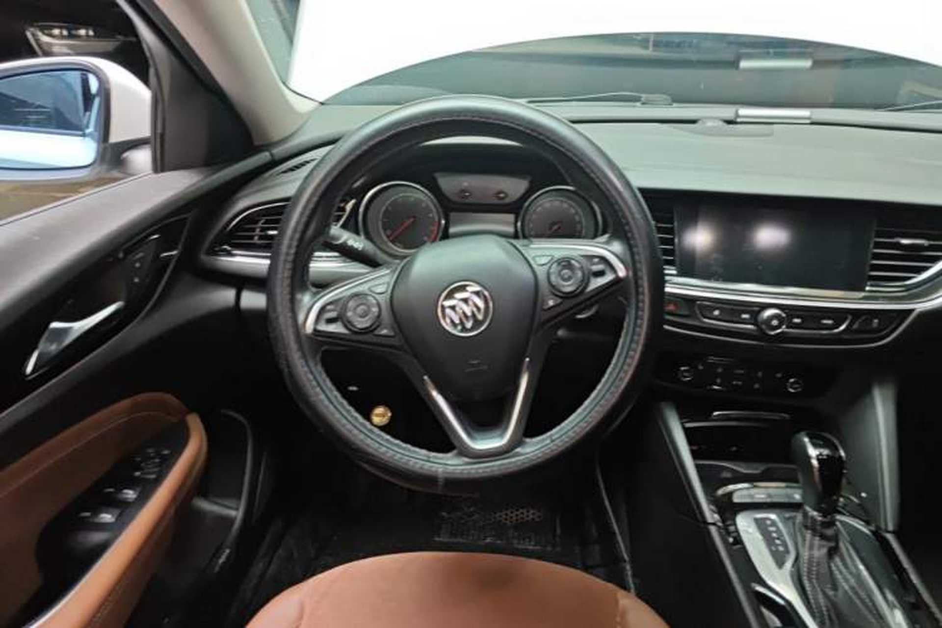 Used Buick Regal 2019 20T Elite Version China VI Standard Steering Wheel