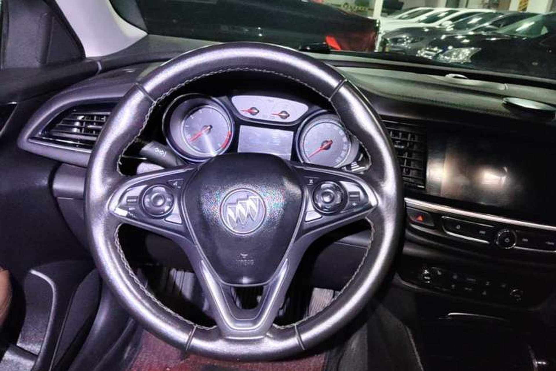 Used Buick Regal 2019 20T Elite Version China VI Standard Steering Wheel