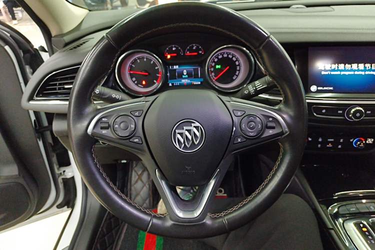 Used Buick Regal 2019 20T Elite Version China VI Standard Steering Wheel