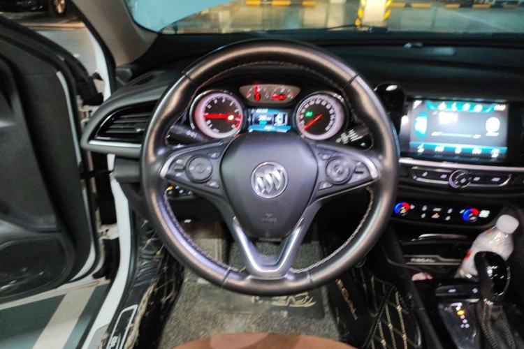 Used Buick Regal 2019 20T Elite Version China VI Standard Steering Wheel