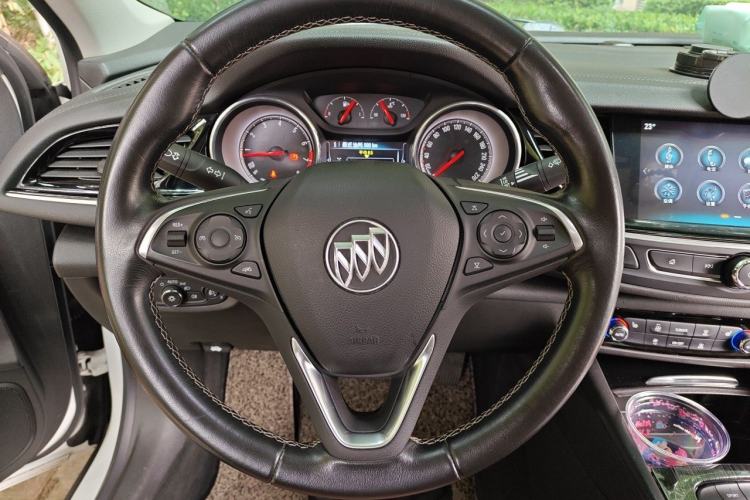 Used Buick Regal 2019 20T Elite Version China VI Standard Steering Wheel