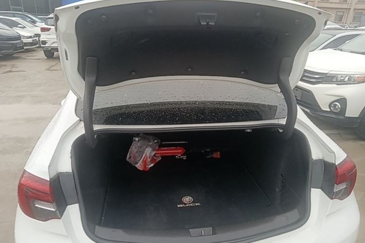 Used Buick Regal 2019 20T Elite Version China VI Standard Trunk