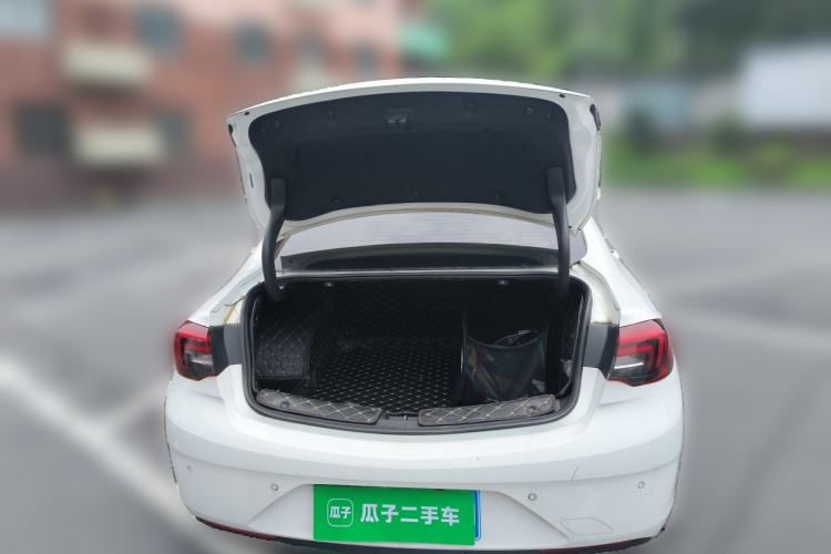 Used Buick Regal 2019 20T Elite Version China VI Standard Trunk